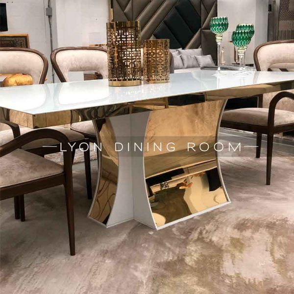 lyon dining table, Luxury design, Lifestyle, Hight end furniture, Confort, Exclusiveness